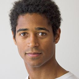 Alfred Enoch Headshot