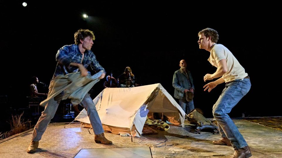 Brokeback Mountain - Gallery Thumbnail 2