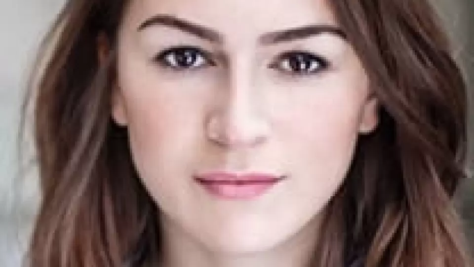 EMILIA - Gallery Thumbnail 2