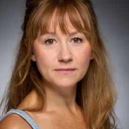 Claire Lams