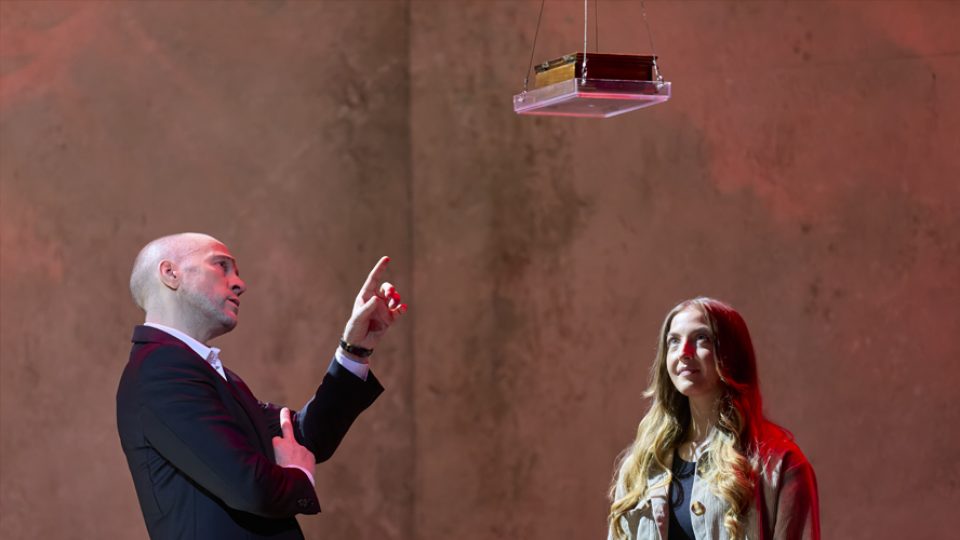 Derren Brown, SHOWMAN - Gallery Thumbnail 3