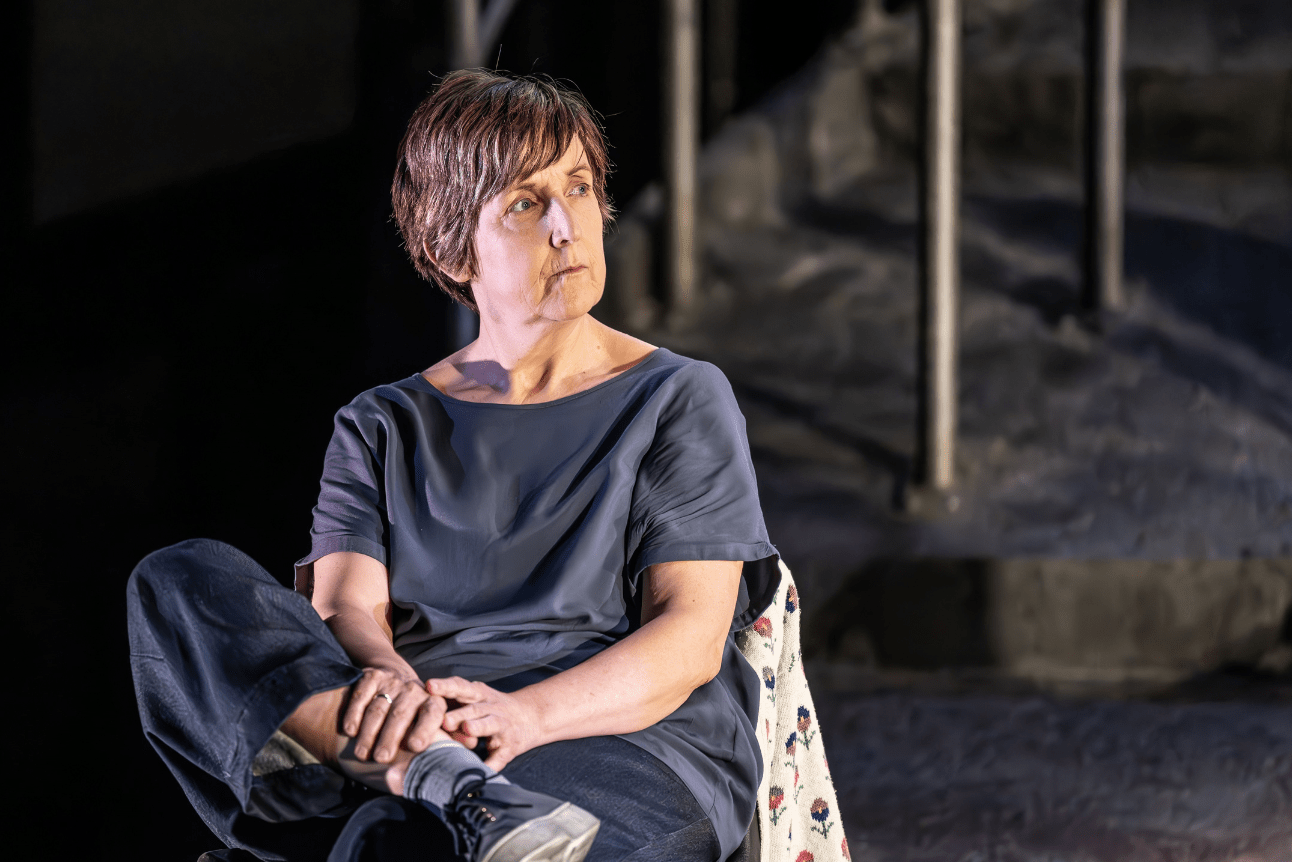 Julie Hesmondhalgh
