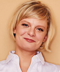 Martha Plimpton