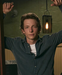 Mike Faist