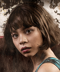 Eva Noblezada