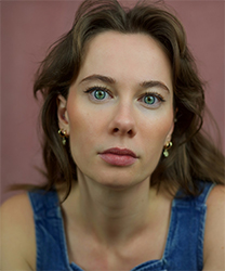 LOUISE HOARE
